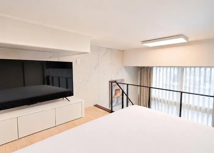 Hotel Uh Flat Signature Gangnam